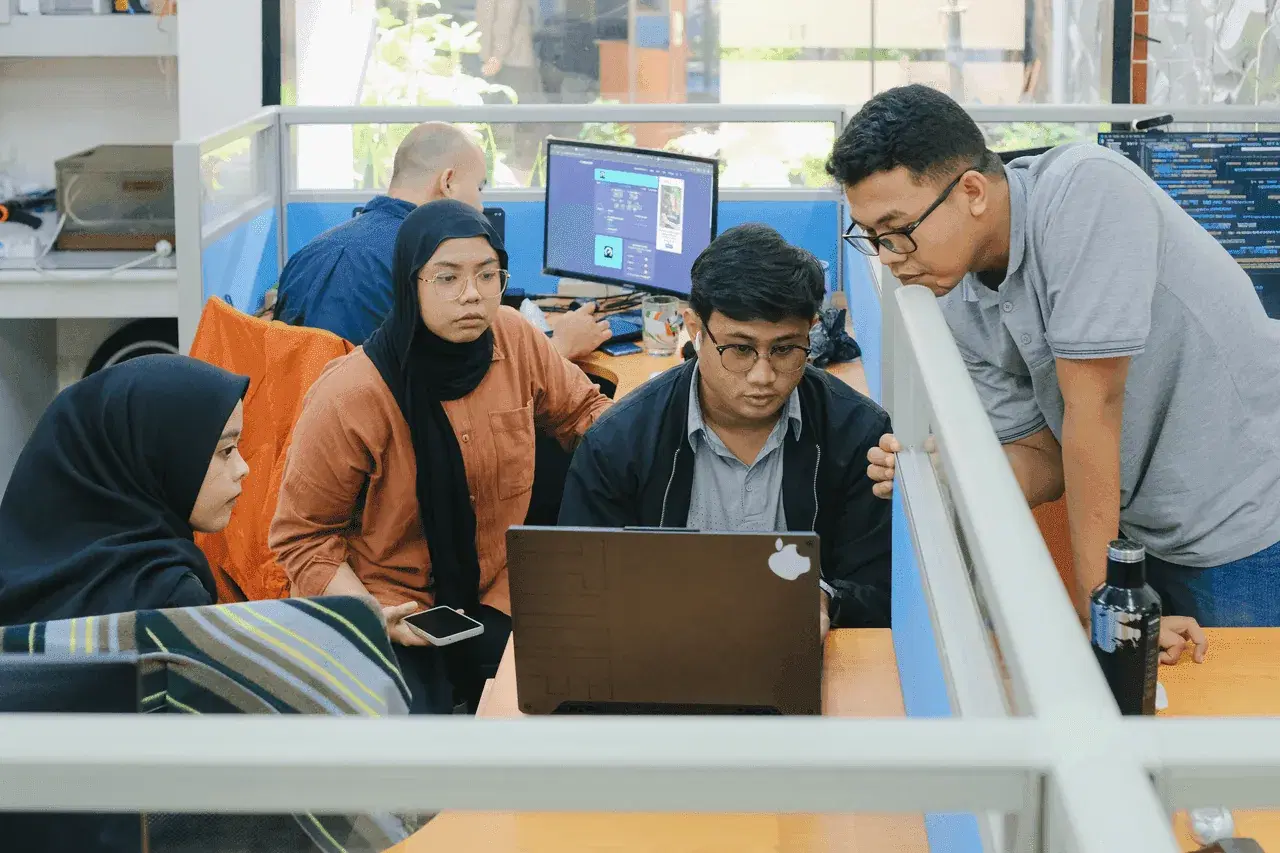 Qimtronics and Wakaf Salman Collaborate on EV Infrastructure Development — supporting photo