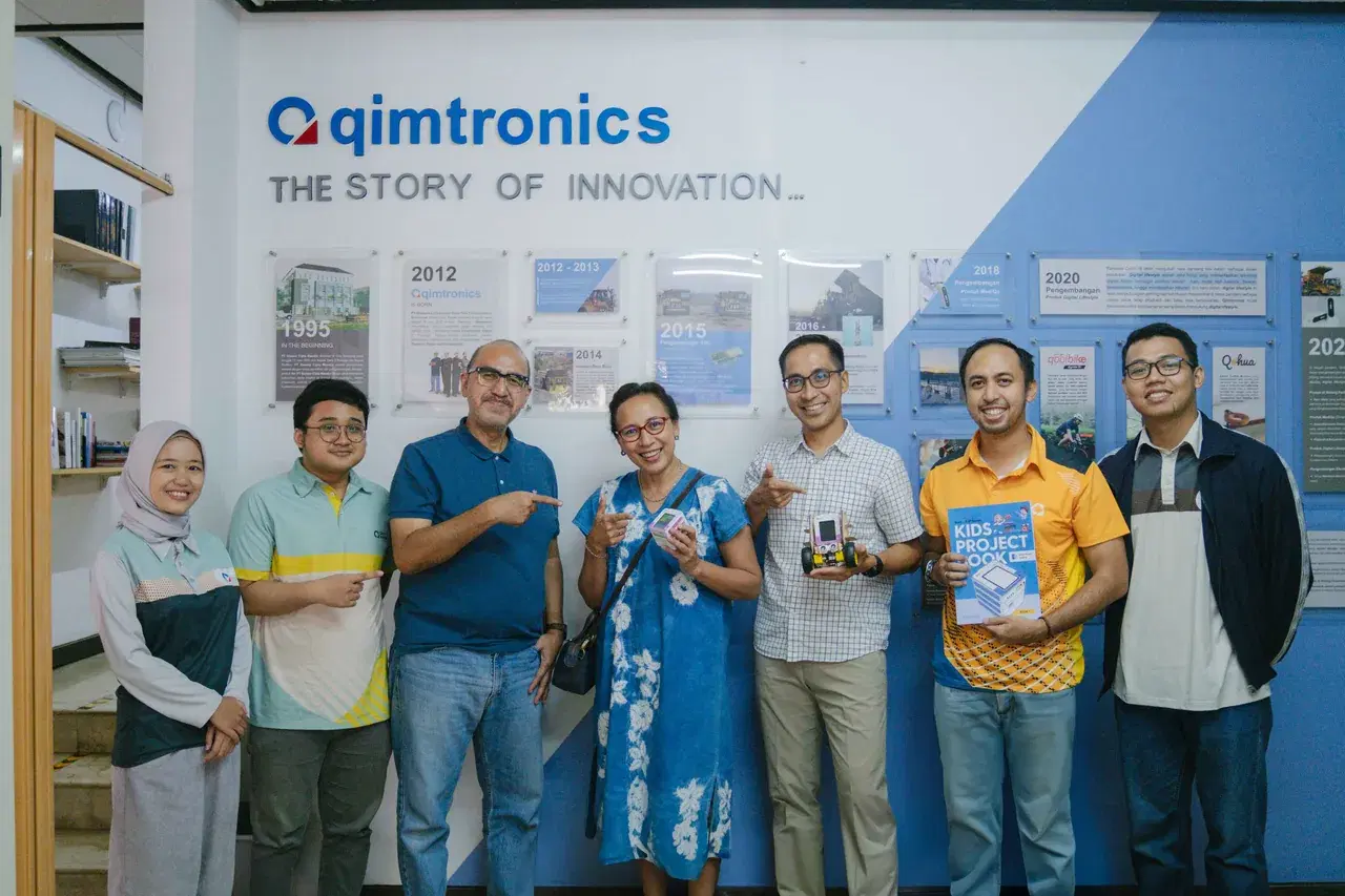 Qore-X Project Meeting and Demo — supporting photo