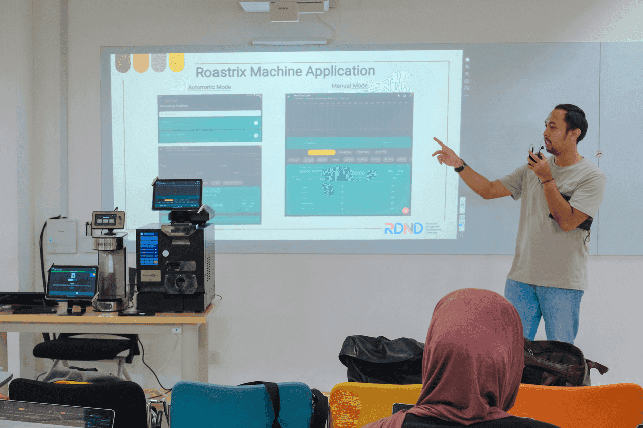 Qimtronics Introduces IoT Coffee Technology at SBM ITB: From Automated Machines to Business Dashboards — supporting photo