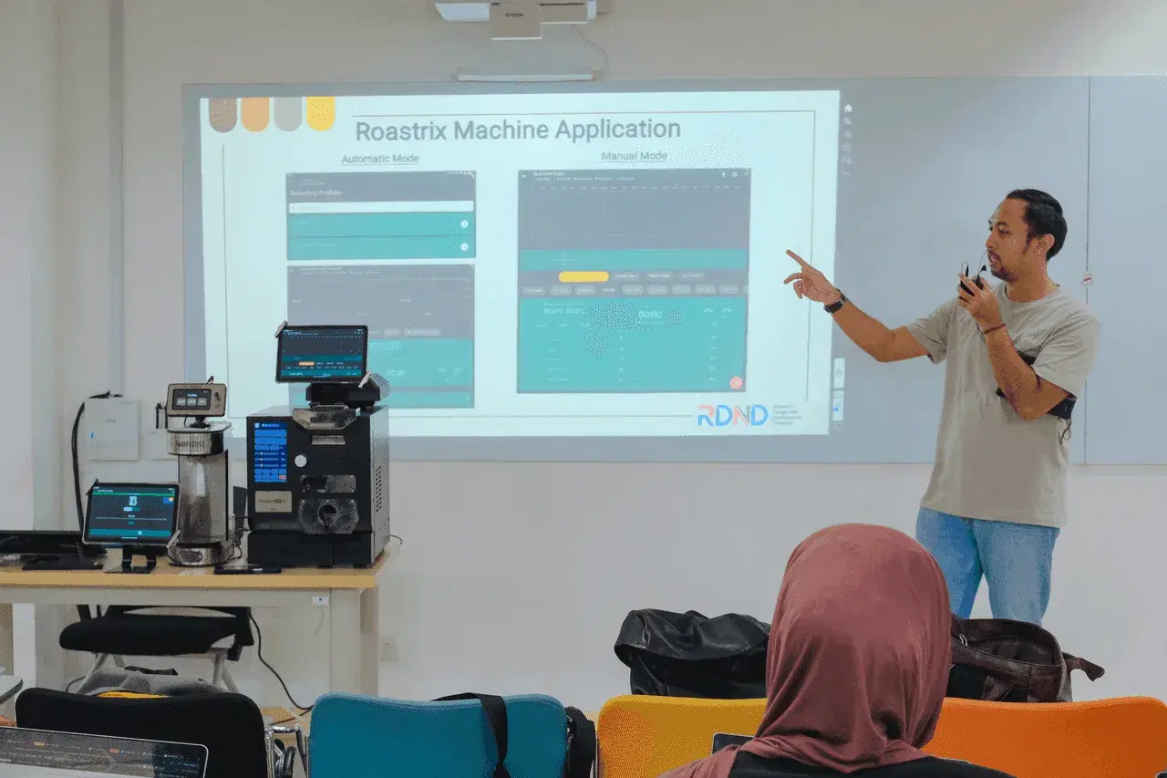 Qimtronics Introduces IoT Coffee Technology at SBM ITB: From Automated Machines to Business Dashboards — supporting photo